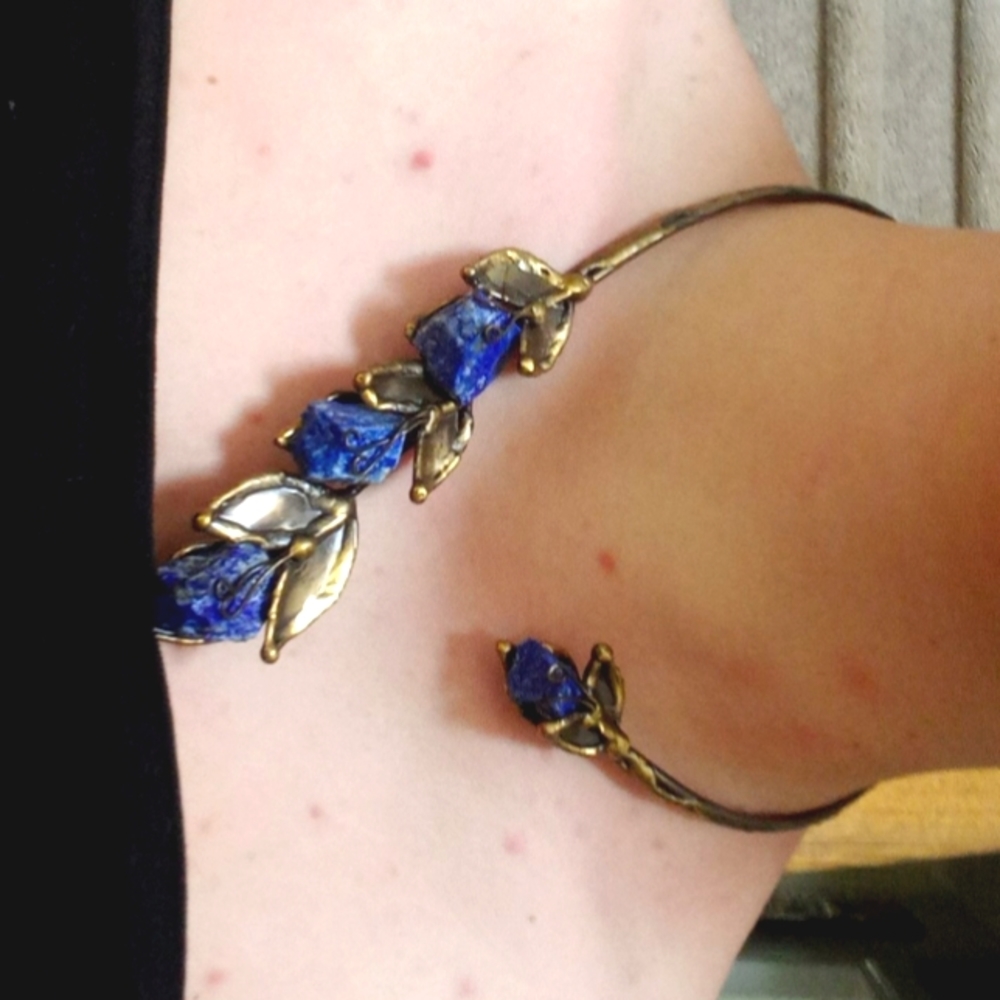 Lapis Crystal Collar Necklace (UNUSED)